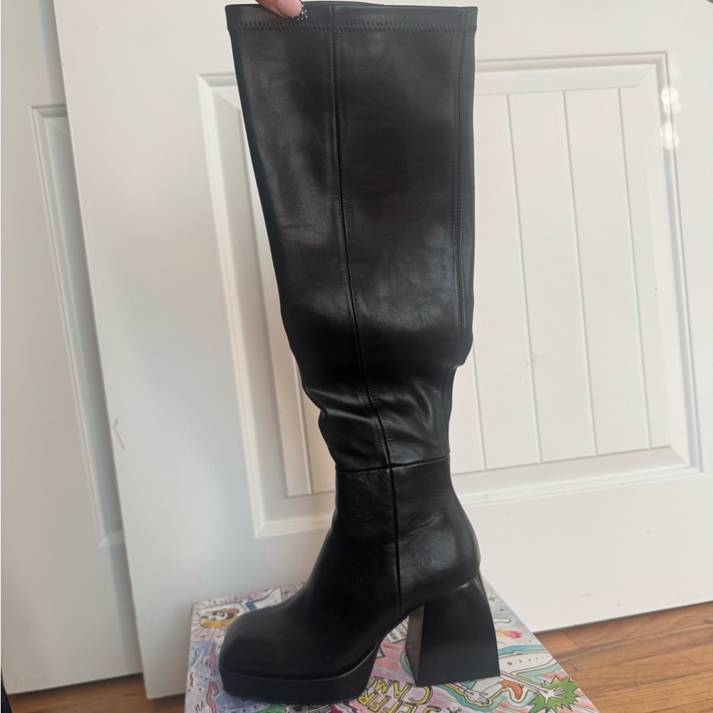 Jeffrey Campbell “Dauphin”  Black Leather Block Heel Boots size8